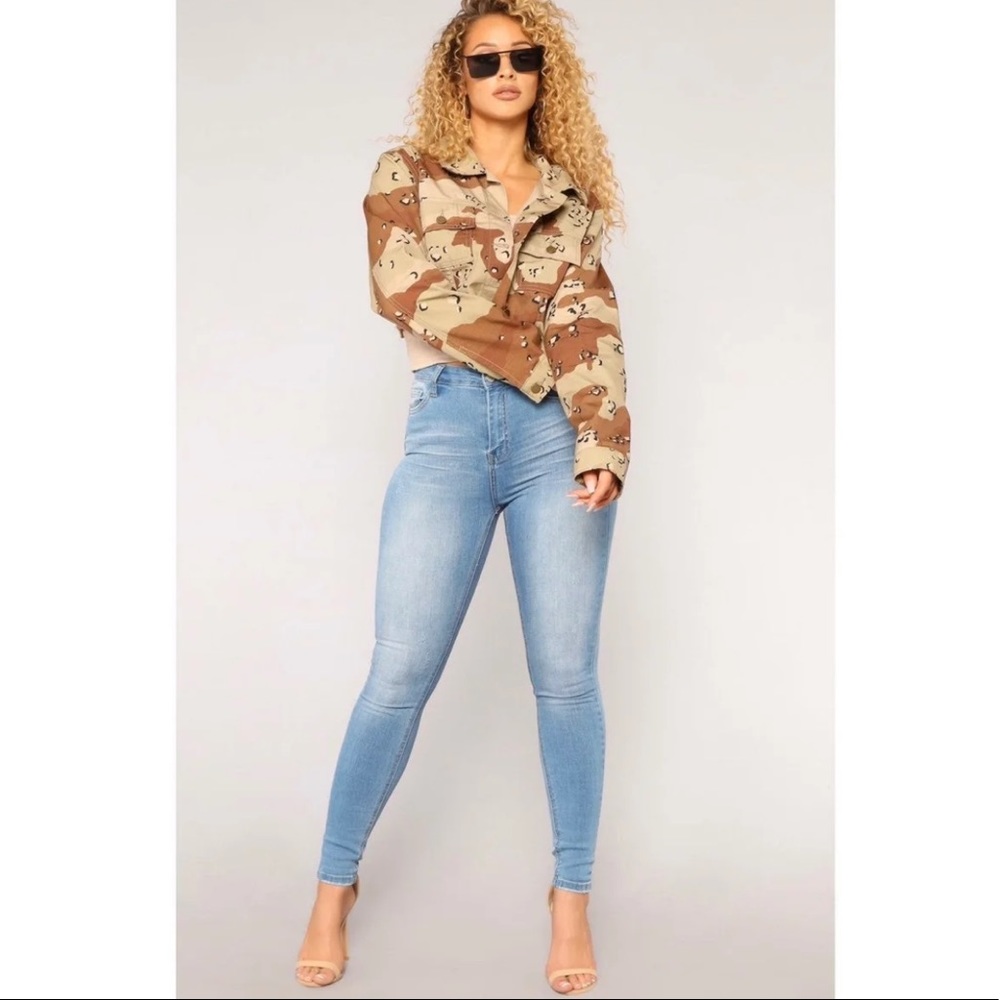FASHION NOVA Jeans Size5